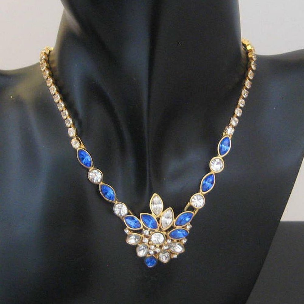 MONET Necklace blue sapphire color navettes & rhinestones